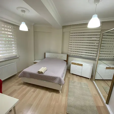 Charming, Quiet Flat Wih A View And Working Space Eyup1 *