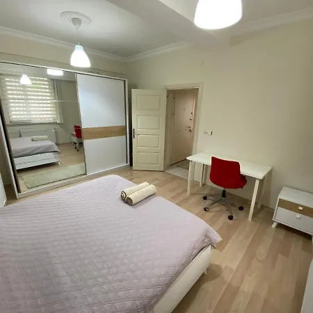Charming, Quiet Flat Wih A View And Working Space Eyup1 Istanbul